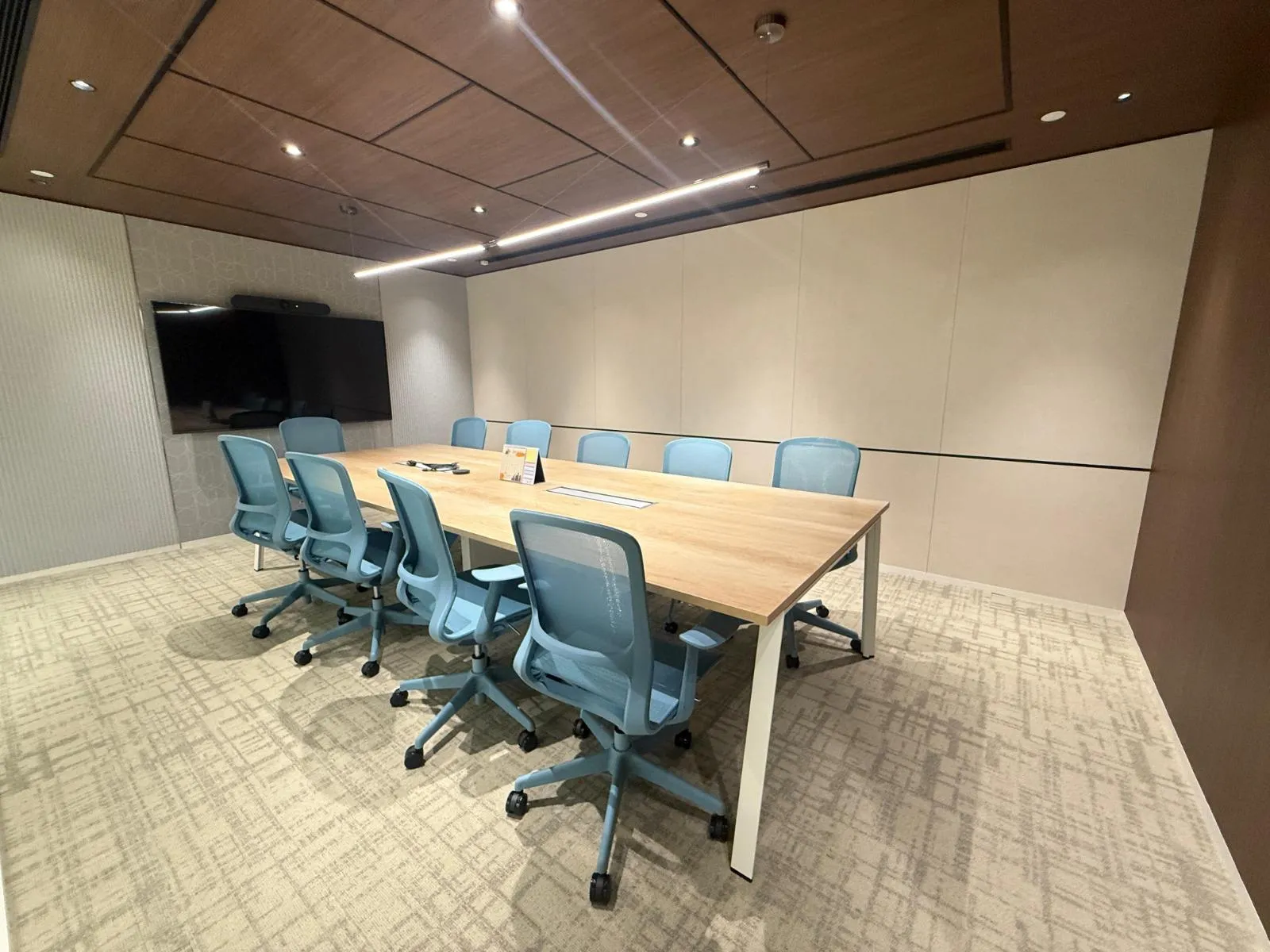 12 Taikoo Wan Road, Tai Koo